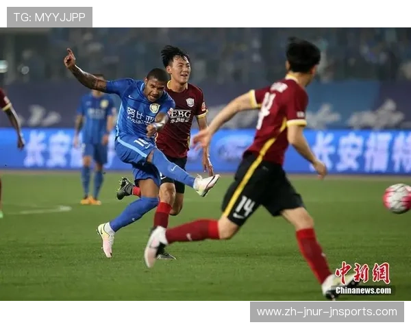 超越中超联赛MV：超越中超联赛的主题曲MV与球迷激情